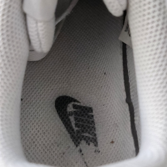 Nike Court Vision Low - Picture 6 of 9